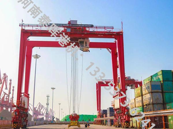 广东佛山轮胎式起重机厂家轮胎式起重机灵活性高