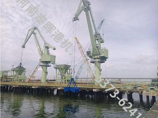 浙江嘉兴门座式起重机公司门座式起重机适应多种货物