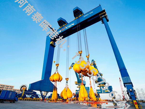 浙江宁波集装箱起重机厂家集装箱轮胎吊高效作业