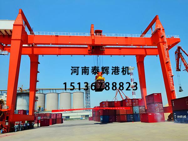 为什么铁路货场也广泛使用集装箱门式起重机