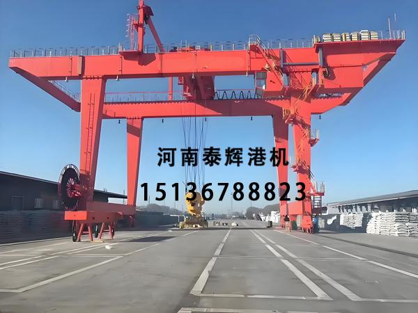 集装箱轨道式龙门起重机有哪些别称